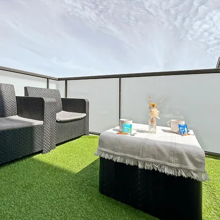 Escale Dinardaise - Balcon & Garage Prive - Apartment